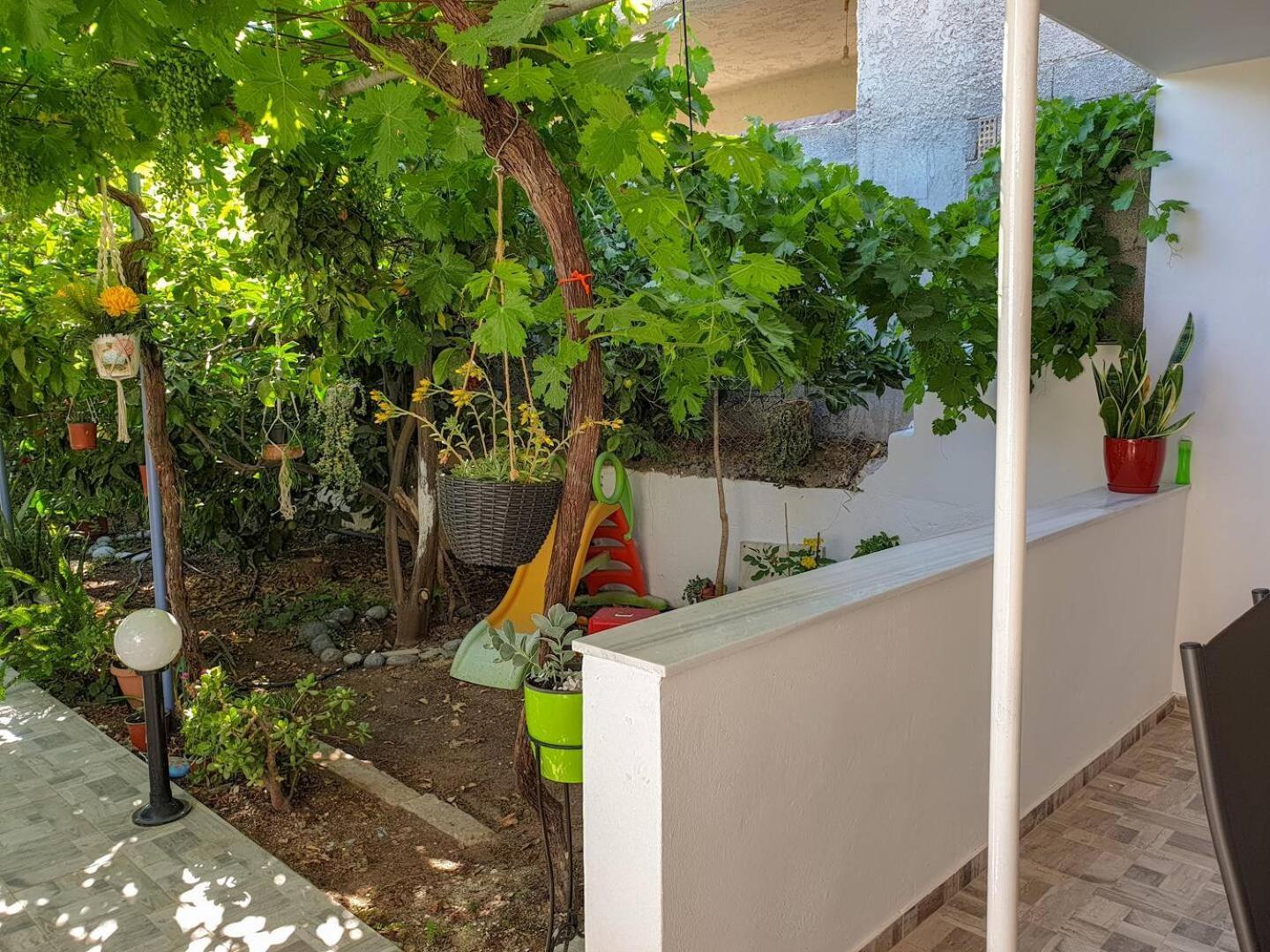 Vila Maria'S House, With Garden Kalamaki  Exteriér fotografie